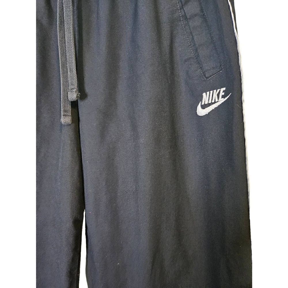 Nike activewear pants. Size M. - Picture 2 of 7